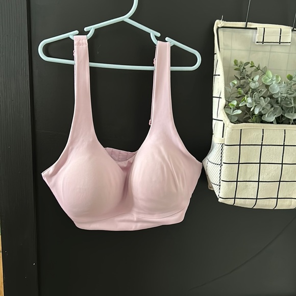 All‎ in Motion Padded Bra. Size 34C - Picture 1 of 7